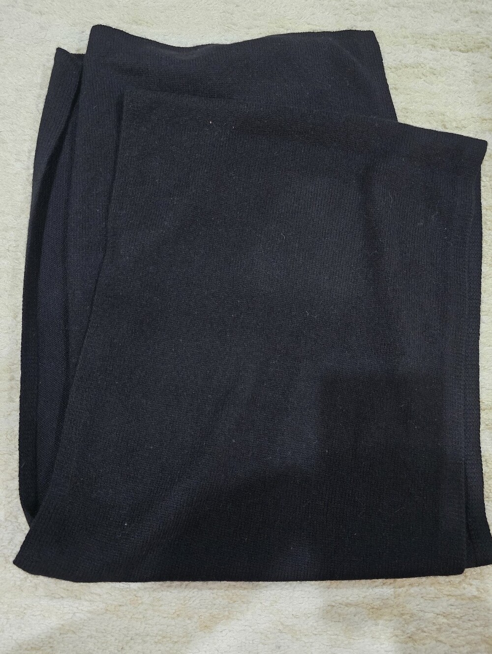 Black Cashmere Scarf - Picture 3 of 3
